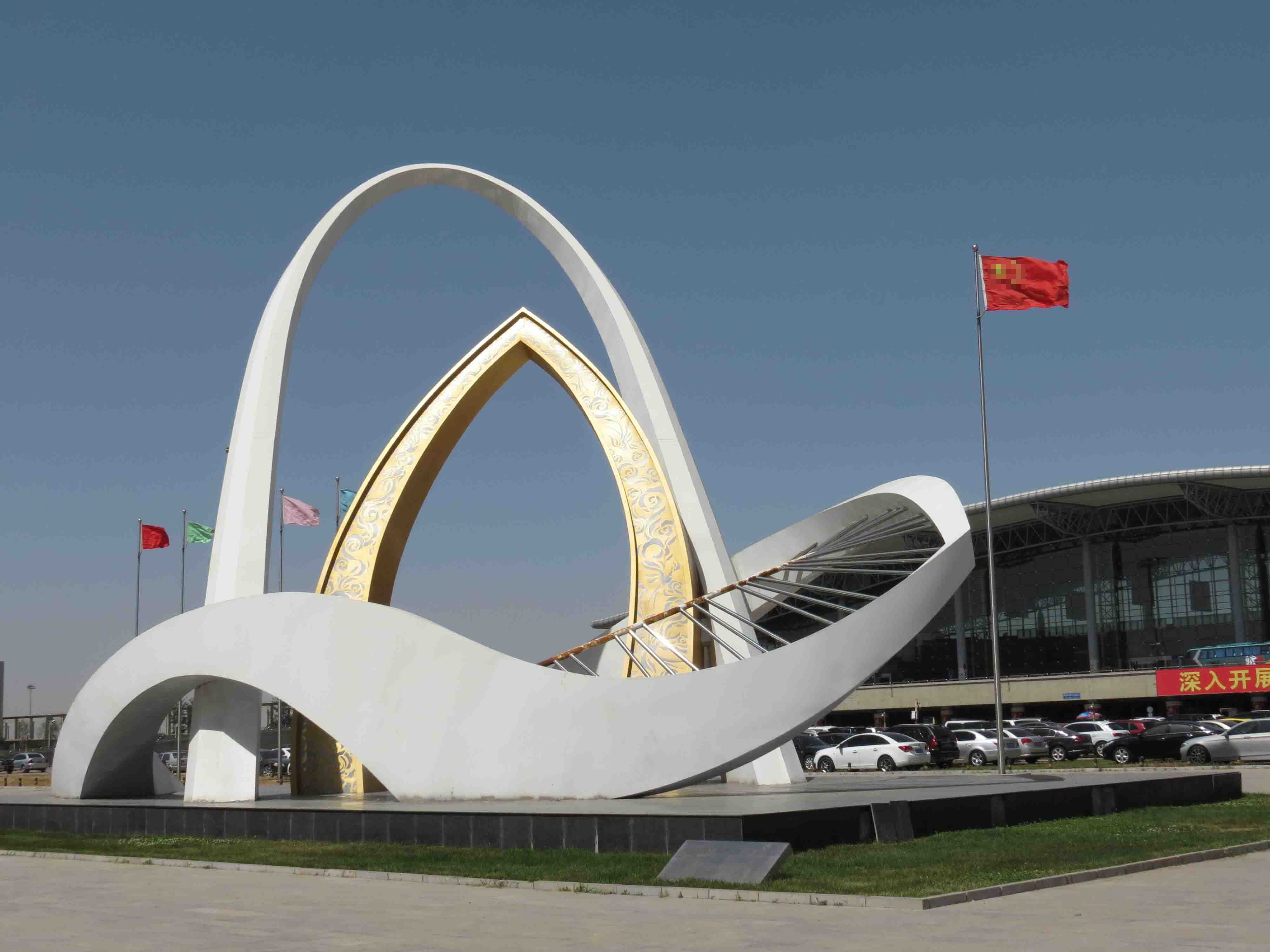 機(jī)場(chǎng)景觀雕塑，機(jī)場(chǎng)不銹鋼標(biāo)志，廣場(chǎng)大型標(biāo)志